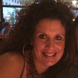Photo of Heather Bond
